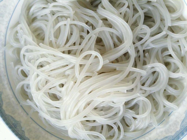 內(nèi)蒙古某鮮粉條查出鋁殘留超標，食品安全檢測儀幫助企業(yè)解決此問題